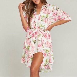 Show me your mumu, pink and green floral robe